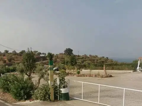 Local comercial en El Candado-Camino de Olías-Camino de los Montes