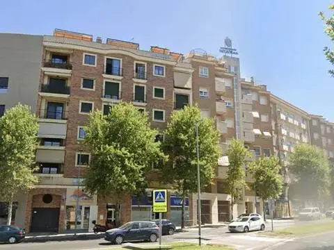 Piso en María Auxiliadora-Barriada de Llera