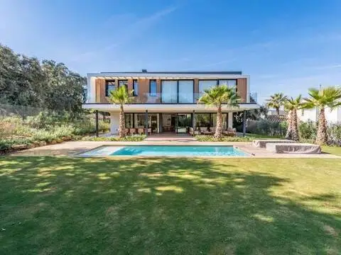 Chalet en Núcleo