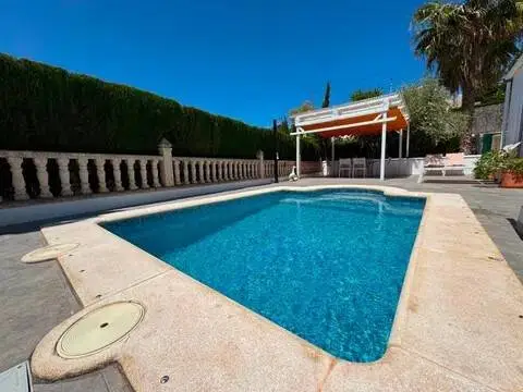 Chalet en Blanca