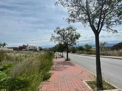 Terreno en calle Gabriel García Marquez