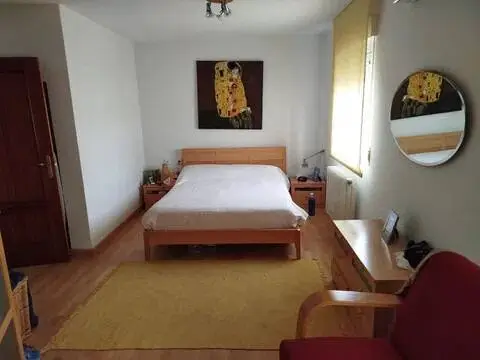 Casa adosada en calle de Marte