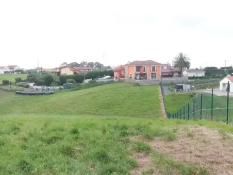 Terreno en El Carbayedo-El Quirinal