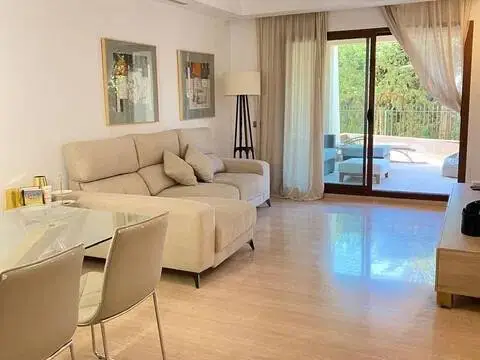 Piso en Urbanización Nueva Andalucía