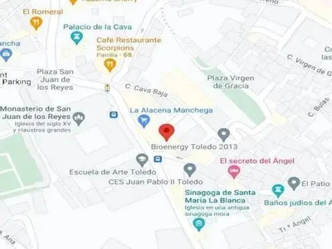 Piso en calle de los Reyes Católicos