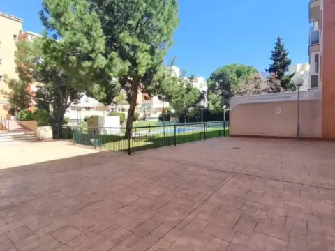 Piso en El Cónsul-El Romeral-La Colonia Santa Inés