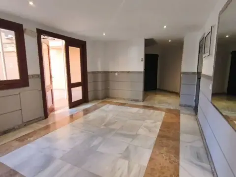 Piso en El Cónsul-El Romeral-La Colonia Santa Inés