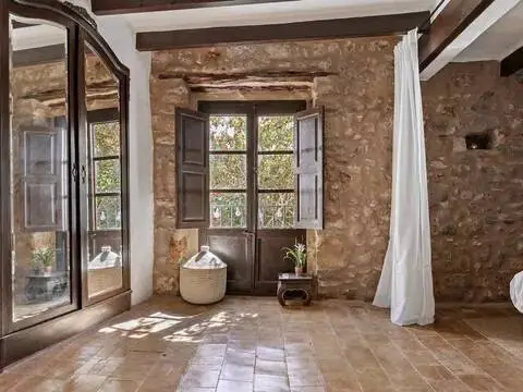 Casa en Dalt Vila-La Marina