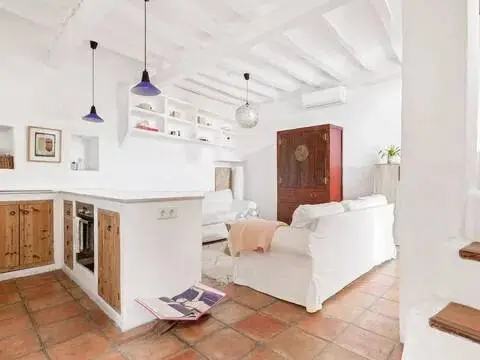 Casa en Dalt Vila-La Marina