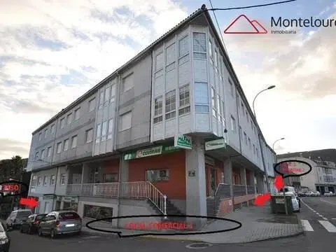 Piso en calle calle Bano No Number