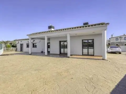 Chalet en Carrer Canigó