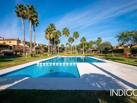 Casa adosada en Tángel