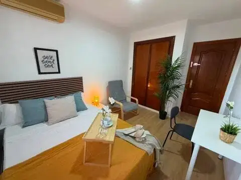 Habitación en calle de Asturias