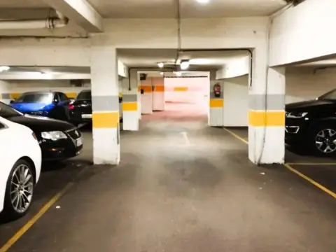Garaje en calle de Constantino Suárez Españolito