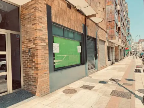 Local comercial en calle Ramiro I