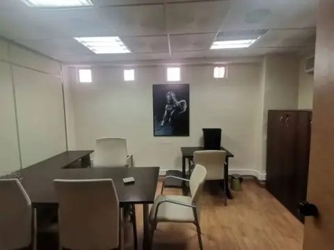 Oficina en Rambla del Obispo Orbera