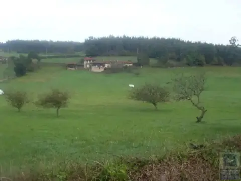Chalet en Barrio Monte
