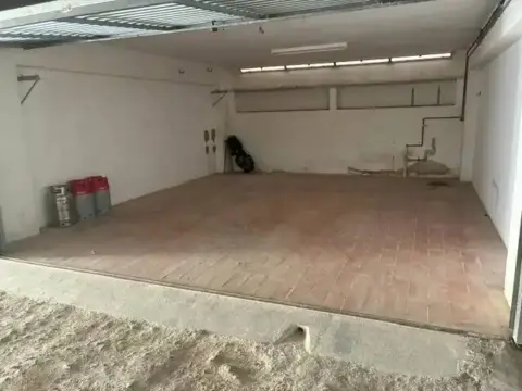 Garaje en Carrer d'Enric Granados