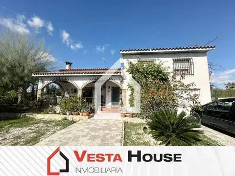 Chalet en Villamontes-Boqueres