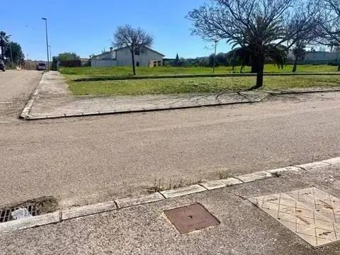 Terreno en calle Perdices