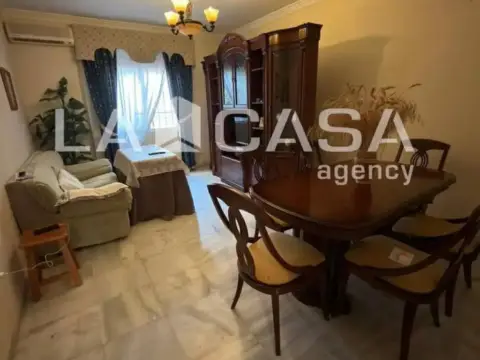 Chalet en Vista Azul-Consolación