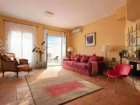 Casa adosada en Urbanización Golf Bahía