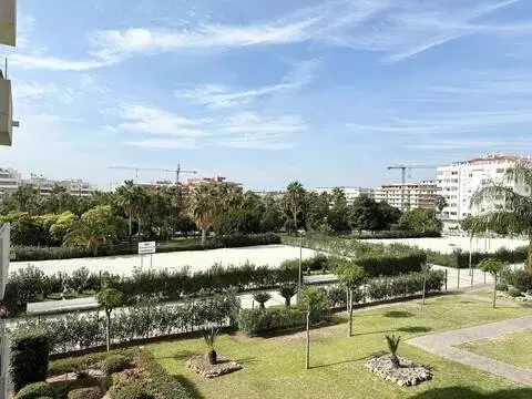 Piso en calle Torrente Ballester