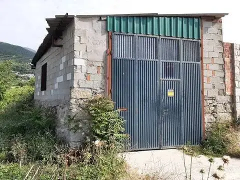 Nave industrial en Piedralaves