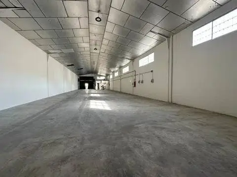 Nave industrial en Los Prados