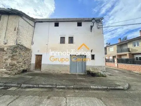 Chalet en Santurde de Rioja
