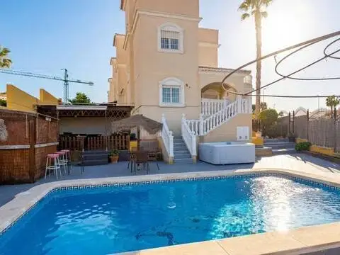 Chalet en La Florida-La Chismosa-Los Altos