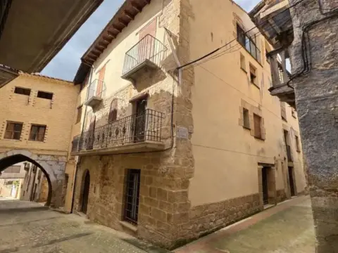 Edificio en calle Mayor