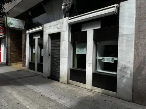 Local comercial en calle del Rey Pelayo