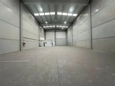 Nave industrial en Los Prados