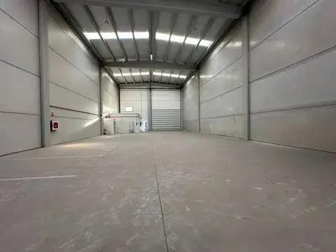 Nave industrial en Los Prados