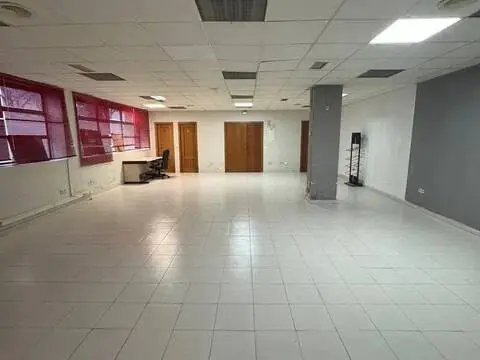 Local comercial en Zona Bulevar de las Acacias