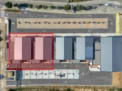 Nave industrial en Mont-Ras