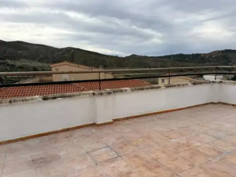 Ático en Camino Viejo de Guejar
