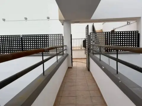 Ático en Camino Viejo de Guejar