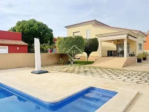 Chalet en Sant Joan d'Alacant