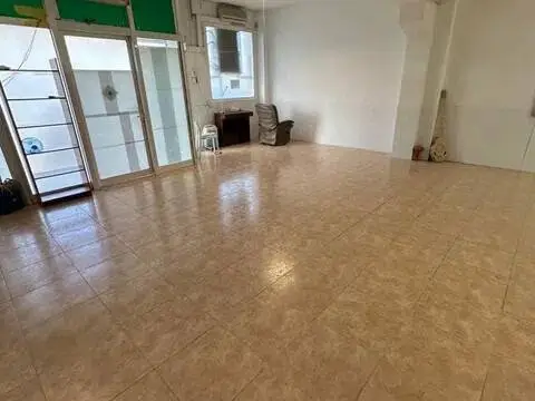 Local comercial en Poble Nou-Zona Olímpica
