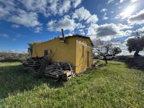 Terreno en Valjunquera