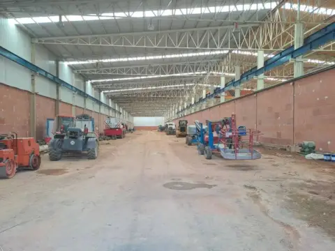 Nave industrial en Viana de Jadraque