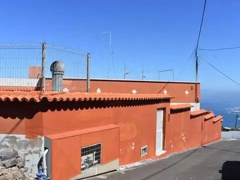 Chalet en Camino del Riego