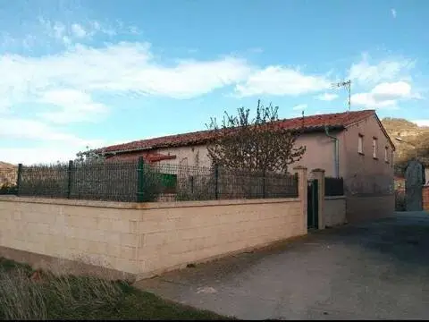 Chalet en Fresneña