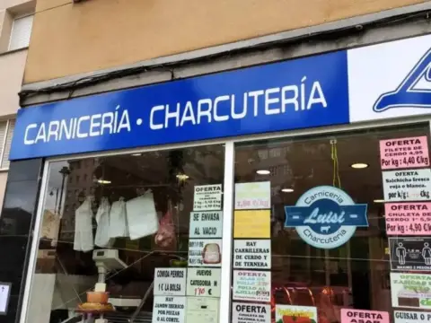 Local comercial en calle de Juan de la Cosa