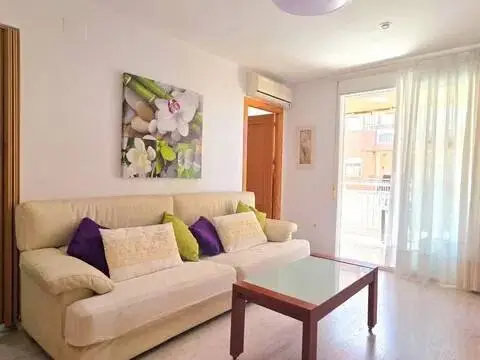 Piso en calle Paseo Maritim del Mediterrani, 47