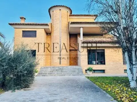 Chalet en Casillas