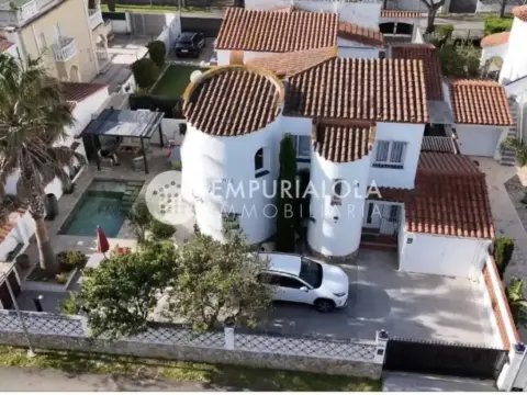 Chalet en Passatge Requesens