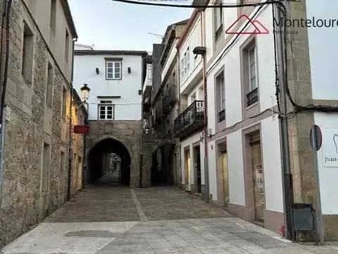 Chalet en Noia